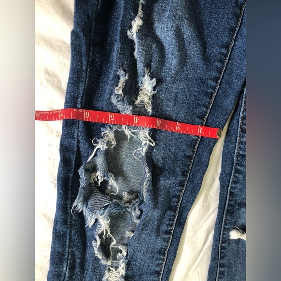S.O.N.G. Perfect High Rise Skinny Ankle Jeans 9/29 Distressed Skater Rips - Picture 9 of 11